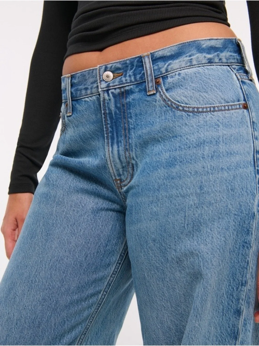 Abercrombie & Fitch abercrombie low